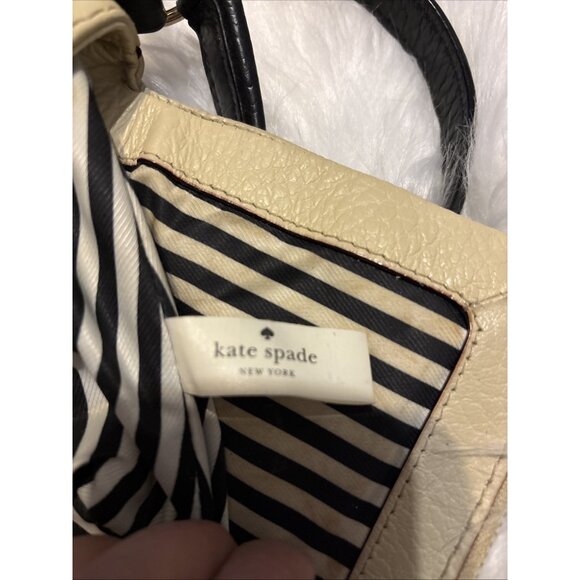 KATE SPADE Southport Ave Maria Leather Crossbody Bag Tan & Black With Care Book - Picture 12 of 14